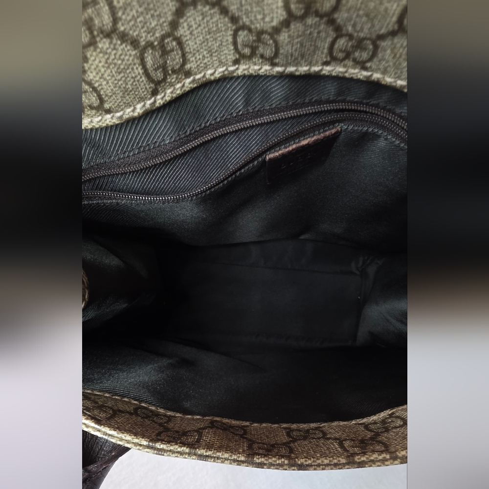 Gucci GG Supreme Monogram Tote With COA - Picture 5 of 11